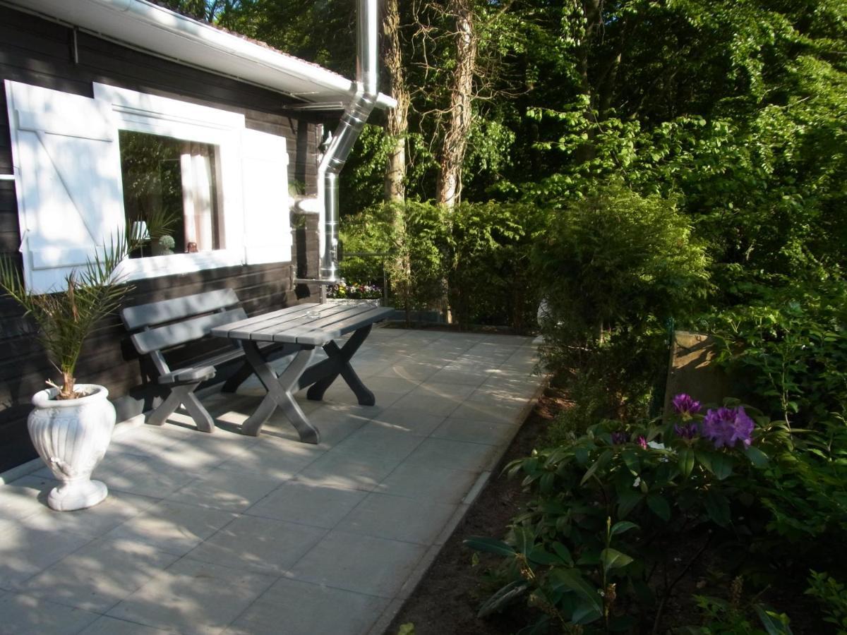Waldhuette Am See Klingberg Exterior photo